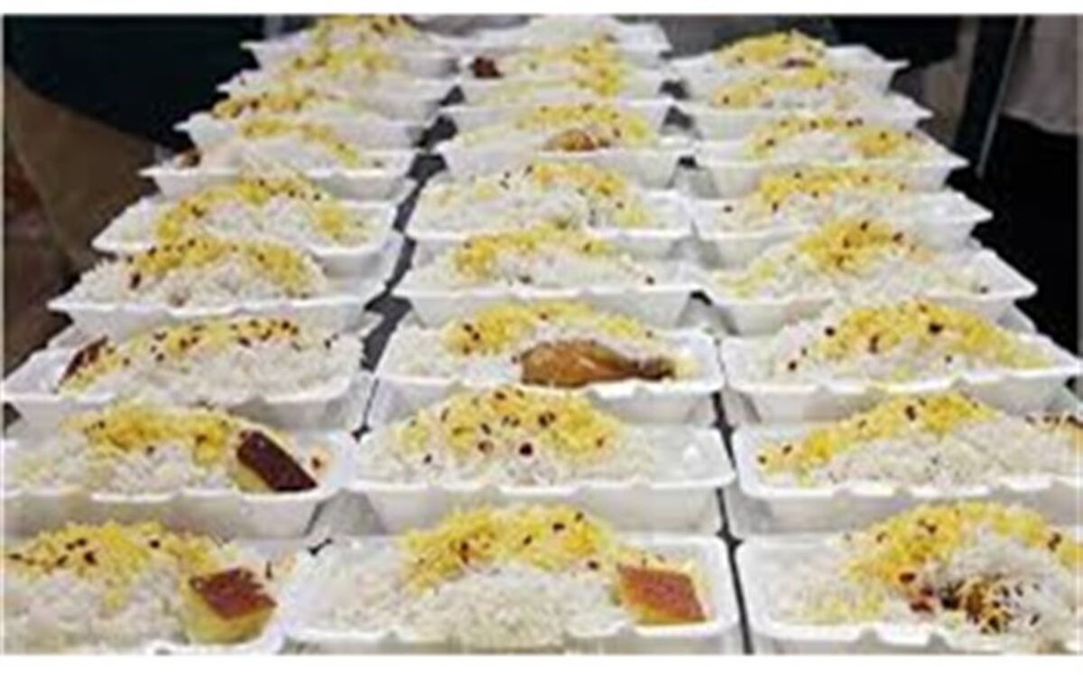 توزیع هفت هزار پرس غذای گرم به مناسبت شهادت حضرت فاطمه(ع) در نیشابور