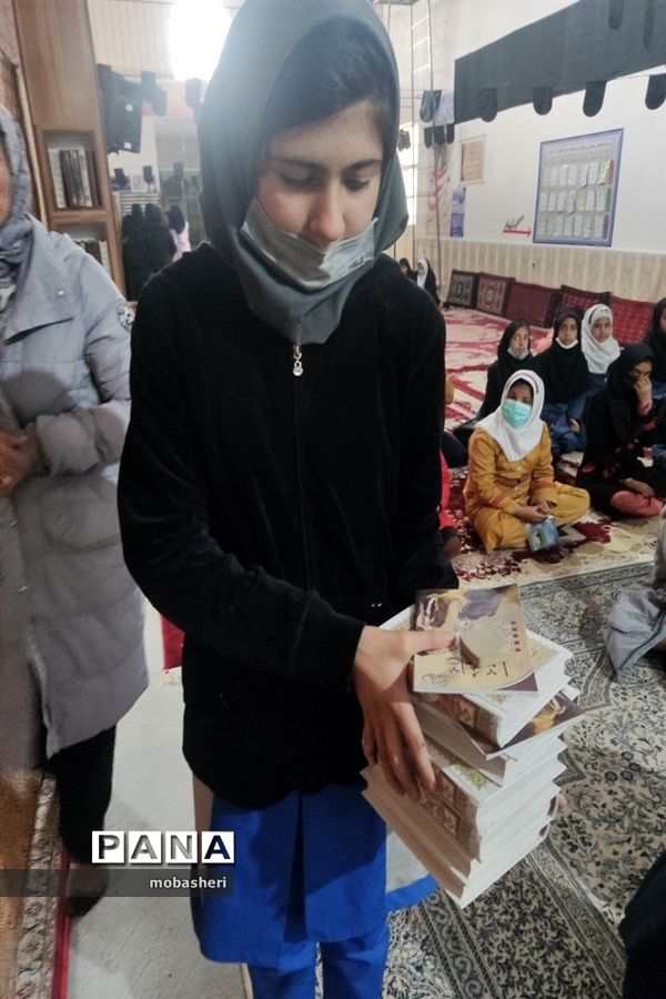 مراسم عزاداری شهادت حضرت زهرا (س) در دبستان دخترانه فرزندان میهن