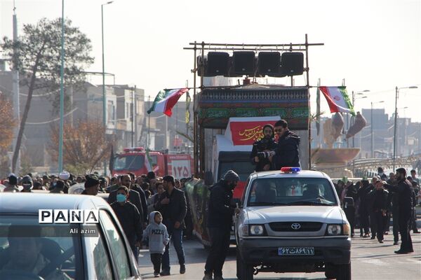 تشییع و خاکسپاری شهید گمنام در یزد
