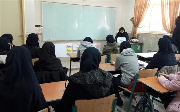 حجاب، باعث  احساس آرامش در بانوان می‌شود