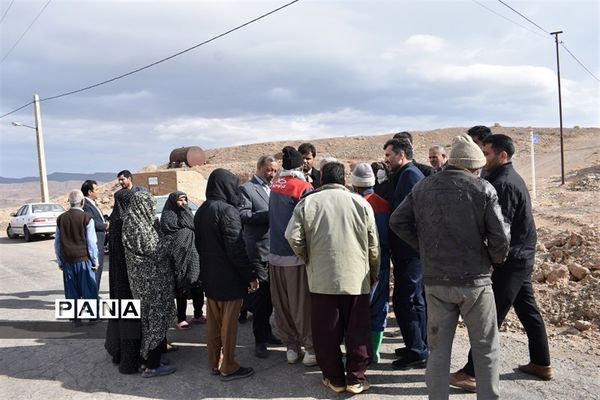 بازدیدمشاوراقتصادی استاندار و مدیر سازمان برنامه وبودجه استان از پروژه های اقتصادی و عمرانی بهاباد