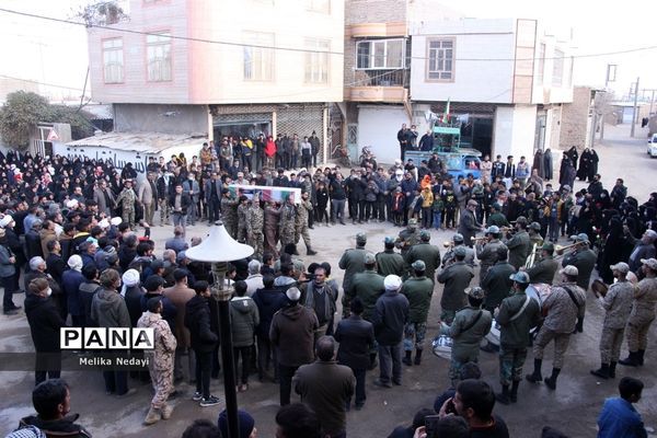 مراسم‌ استقبال و تشییع پیکر شهید گمنام دفاع مقدس در روستای مومن‌آباد تربت‌جام