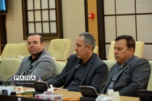 نشست شورای پشتیبانی سواد‌آموزی استان بوشهر
