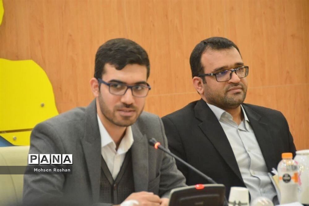 نشست شورای پشتیبانی سواد‌آموزی استان بوشهر