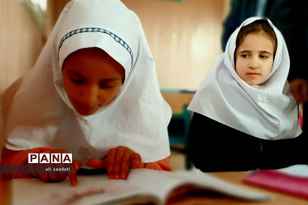 بازدید مدیر آموزش و پرورش شهرستان کلات از مدارس محلات عشایری