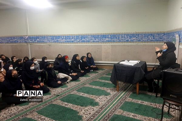 فعالیت‌های مذهبی ایام فاطمیه درمدارس  ملارد