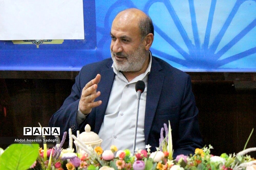 نشست هماهنگی برگزاری مراسم یادواره شهدا در آموزش و پرورش استان بوشهر