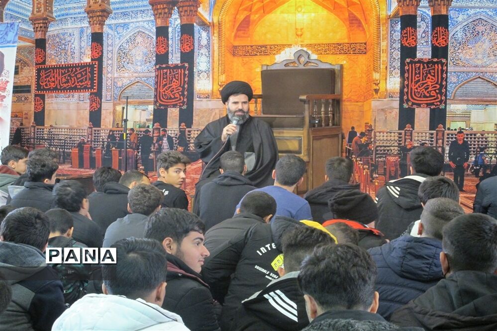 عزاداری دانش‌آموزان شهرستان پردیس در روز شهادت حضرت فاطمه زهرا(س)