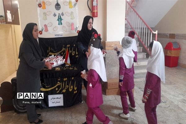 اجرای برنامه‌های مذهبی مدارس ملارد در ایام فاطمیه