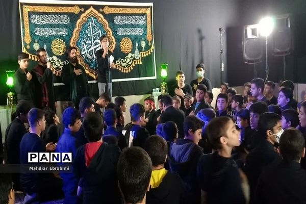 سوگواره شهادت حضرت فاطمه زهرا(س) درآموزشگاه شهید کاظمی اسلامشهر