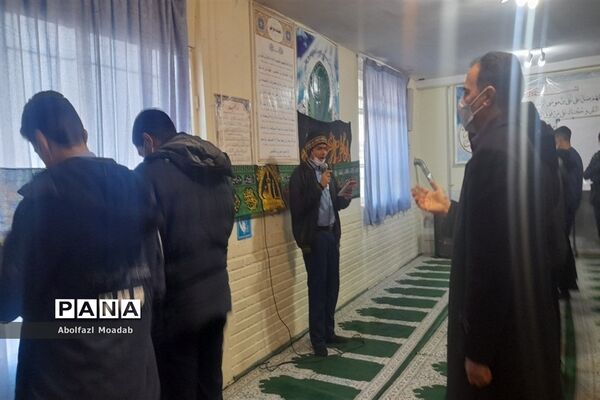 مراسم عزاداری فاطمی در دبیرستان آیت الله خامنه‌ای،کاشمر