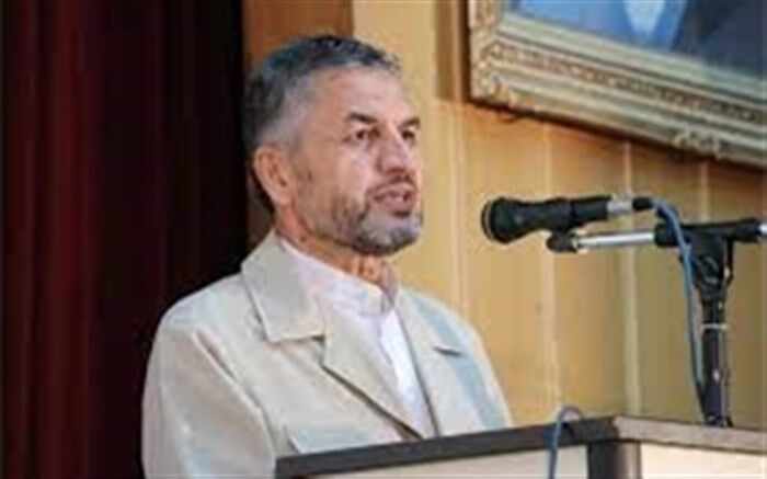 ارتباط با شهدا عزم ما را در پیمودن مسیر انقلاب، راسخ‌تر می‌کند
