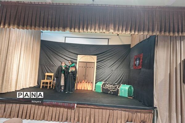بزرگداشت شهادت حضرت فاطمه(س) در دبیرستان حجاب منطقه ۱۳