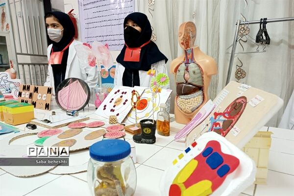 افتتاحیه آزمایشگاه دبیرستان حضرت صدیقه (س)
