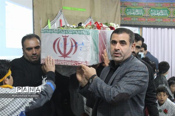 به صدا درآمدن زنگ استقبال از لاله‌های سرخ در ساری