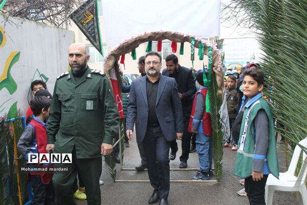 به صدا درآمدن زنگ استقبال از لاله‌های سرخ در ساری