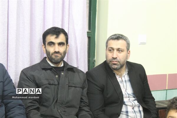 به صدا درآمدن زنگ استقبال از لاله‌های سرخ در ساری
