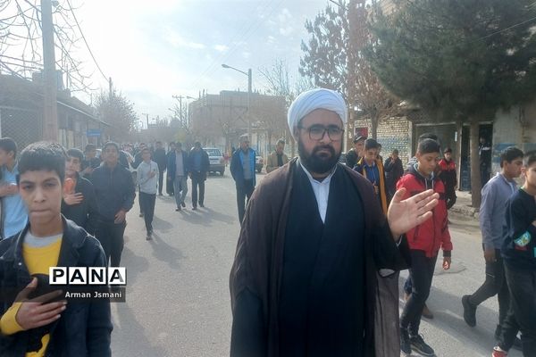 دانش‌آموزان کندر در سوگ حضرت فاطمه زهرا(س)