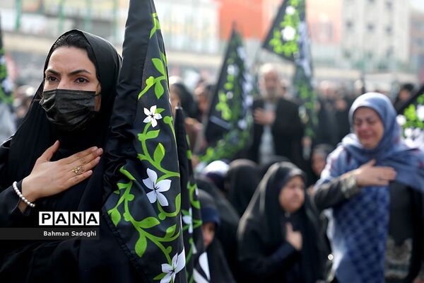اجتماع فاطمیون در میدان هفت تیر