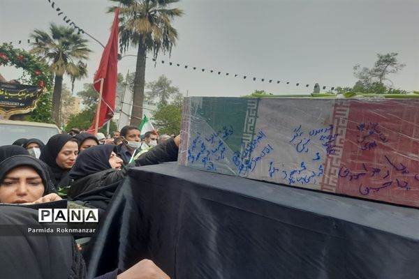 مراسم تشییع پیکر مطهر شهید گمنام  در شیراز