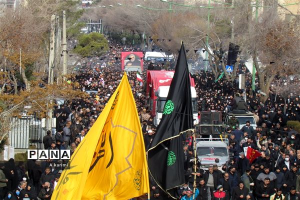 تشییع پیکر پاک شهدا گمنام در سالروز شهادت حضرت زهرا (س) در اصفهان