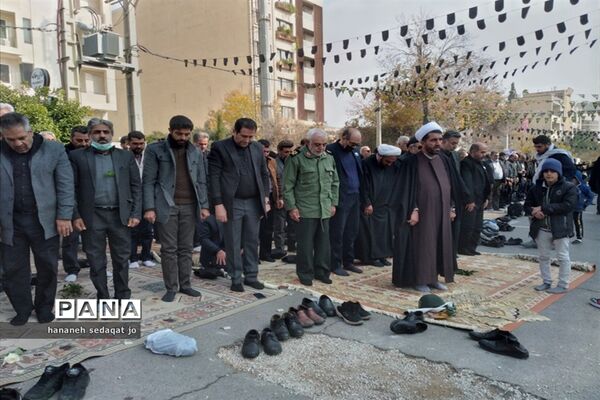 مراسم تشییع شهید گمنام دانش‌آموز در روز شهادت حضرت فاطمه (س) در فارس