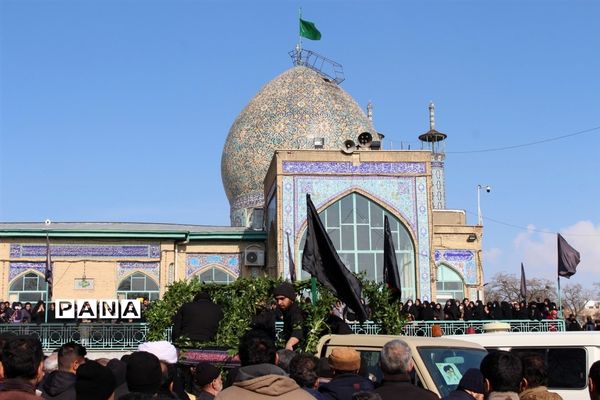 گمنام در میان خاکیان و معروف در افلاکیان