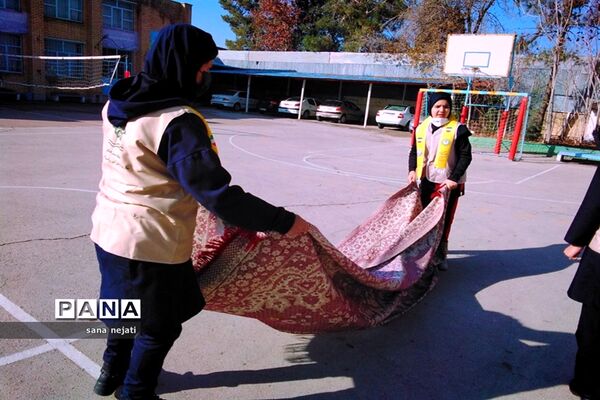 مراسم سوگواری شهادت حضرت زهرا(س) در دبیرستان‌های ناحیه 3 شیراز