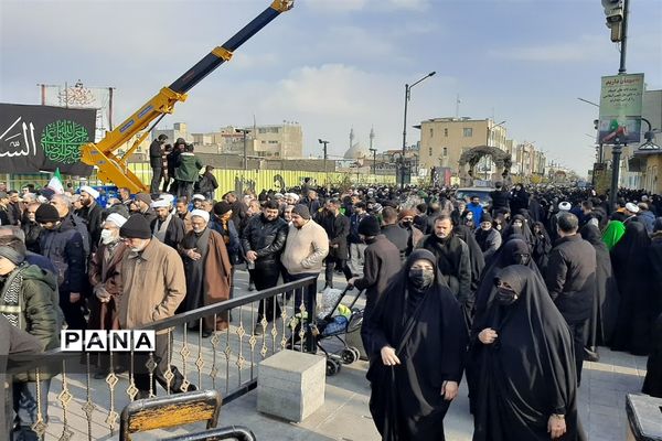 مراسم تشییع پیکر 6 شهید گمنام دفاع مقدس در قم