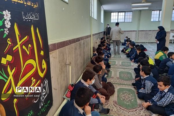هیات‌ دانش‌آموزی دبستان ایمان رودهن در سوگ حضرت فاطمه(س)