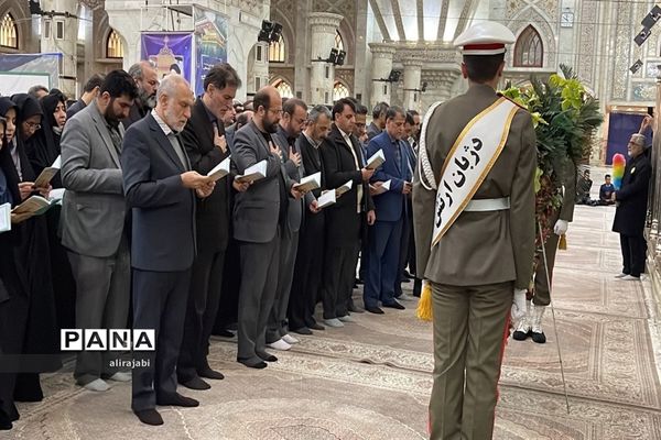 تجدیدمیثاق با اامام راحل در سالروز تاسیس نهضت سواد‌آموزی