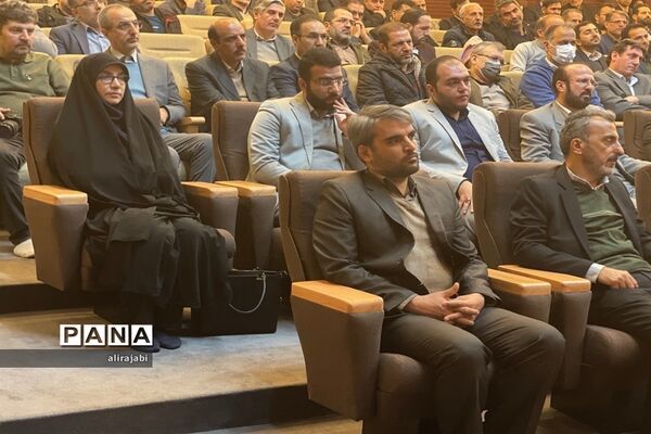 تجدیدمیثاق با اامام راحل در سالروز تاسیس نهضت سواد‌آموزی