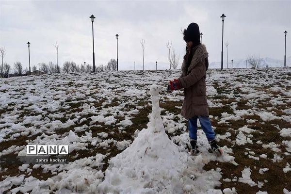 روز برفی در آباده
