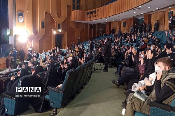 اختتامیه دومین کاروان هنری روایت حبیب در تالار حافظ شیراز