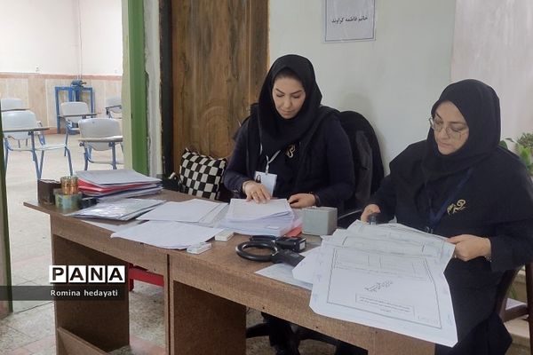 برگزاری منظم امتحانات دی‌ماه هنرستان مبتکران رودهن