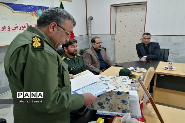 تودیع و معارفه مسئول بسیج فرهنگیان ناحیه یک قم