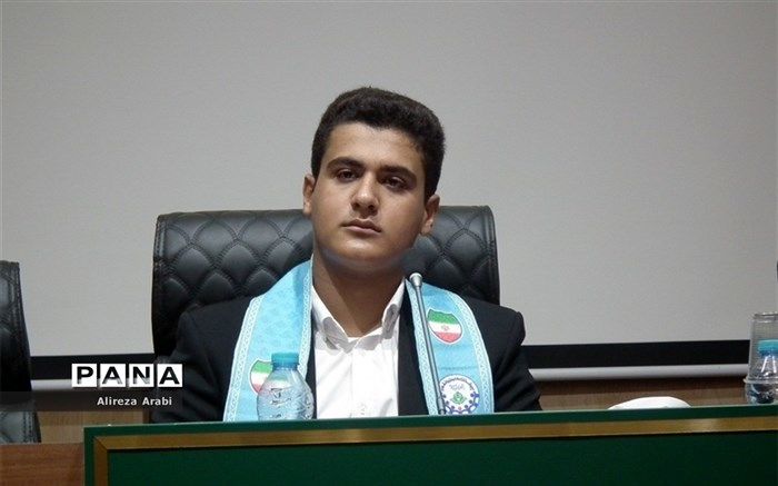 نهم دی نشان داد مردم فریب حیله و نیرنگ را نمی‌خورند