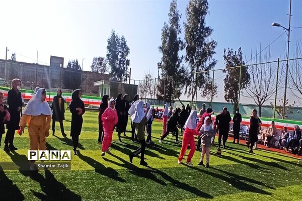 استفاده خانوادگی دانش‌آموزان از فضاهای ورزشی شهر جوادآباد