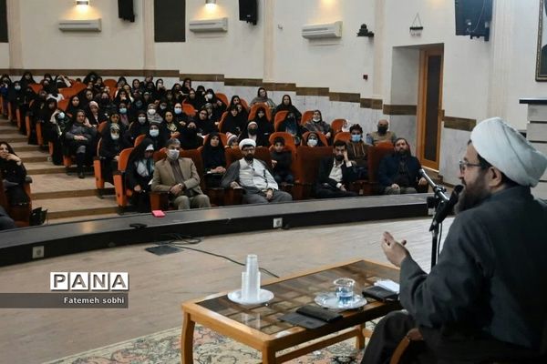 همایش خانواده تراز انقلاب اسلامی در بوشهر