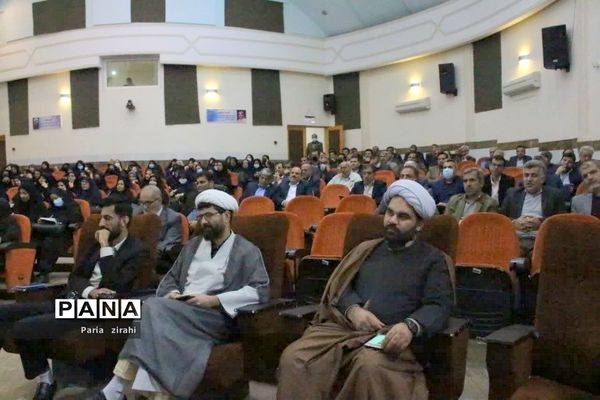 همایش معلم تراز انقلاب اسلامی در بوشهر