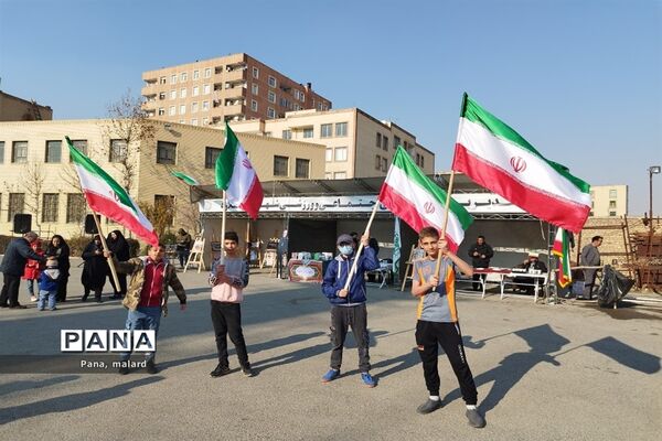 تجمع پرچمداران بصیرت در نمازجمعه ملارد