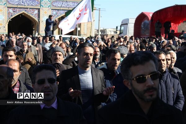 زمستان نایین با حضور کاروان اهالی بهشت، بهاری شد