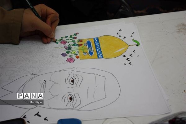 مسابقه نقاشی دانش‌آموزی در سالگرد شهادت حاج قاسم سلیمانی