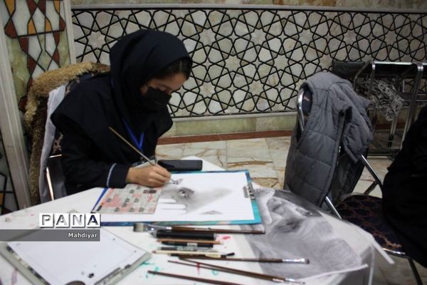 مسابقه نقاشی دانش‌آموزی در سالگرد شهادت حاج قاسم سلیمانی