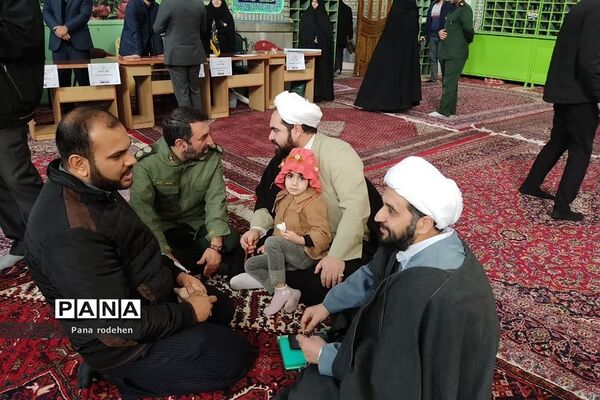 برپایی میزخدمت به صورت گسترده در بخش‌های شهرستان دماوند