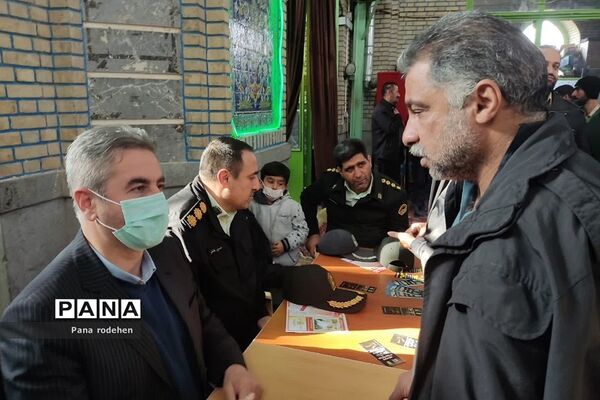 برپایی میزخدمت به صورت گسترده در بخش‌های شهرستان دماوند