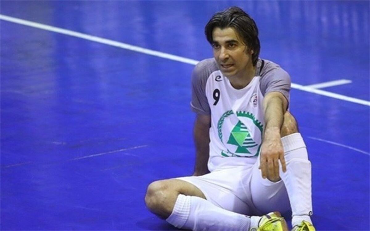 وحیدشمسایی: مربی خارجی به کار تیم ملی می‌آید