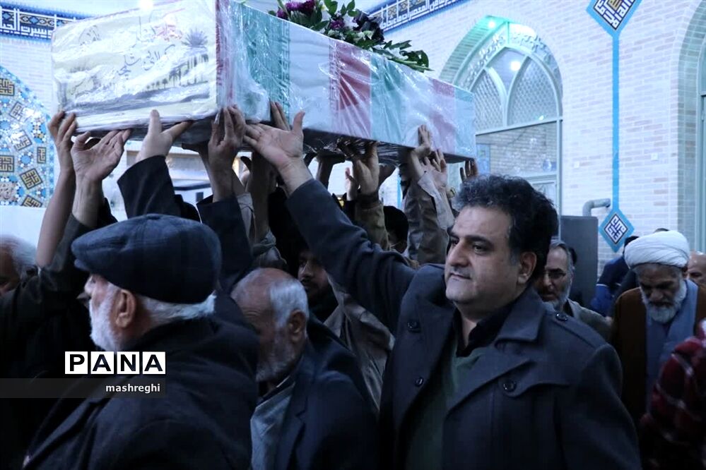 وداع با شهید گمنام دفاع مقدس در کاشان