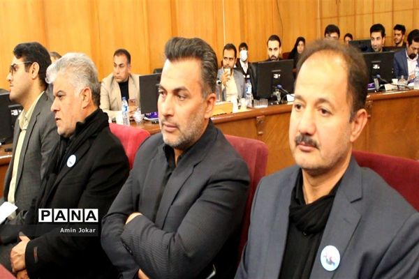 برگزاری گردهمایی فرهنگیان جوان استان فارس در شیراز