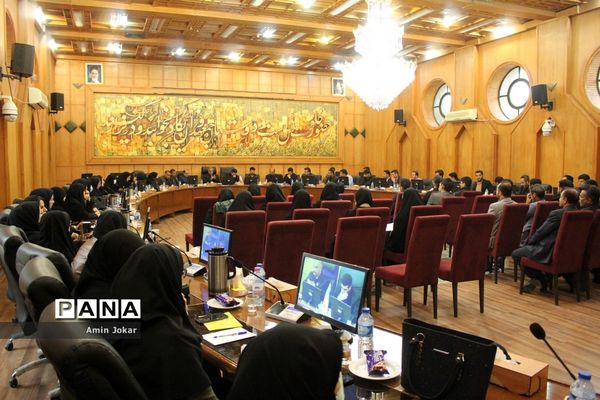 برگزاری گردهمایی فرهنگیان جوان استان فارس در شیراز